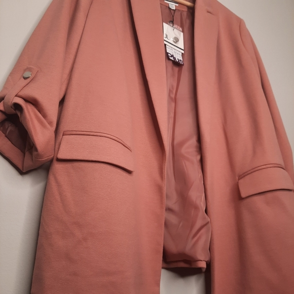 NWT Laura Plus Pink Blazer - Picture 3 of 12